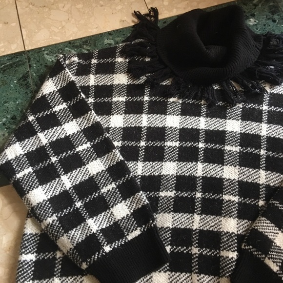 Kate Spade sweater - Picture 7 of 8